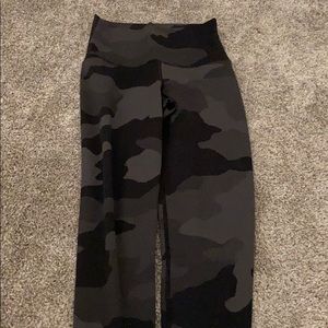 Aerie Camo leggings
